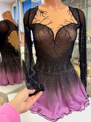 💜🤍🖤 #figureskate #kraso