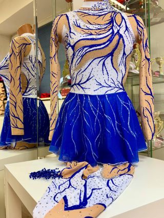 Ztvárnění mrazu v žilách 💙🤍 #catred #catredcz